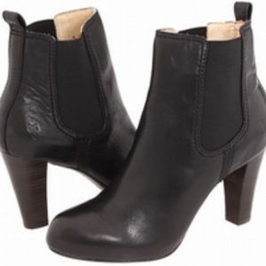 Frye Black Leather Miranda Chelsea Boots